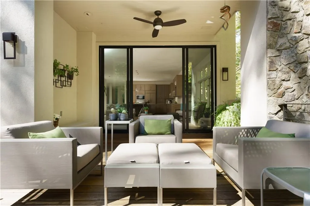 45 Finch Forest Trail, Sandy Springs, Georgia 30327, 4 Bedrooms Bedrooms, ,5 BathroomsBathrooms,Residential,Sold,45 Finch Forest Trail,7164085