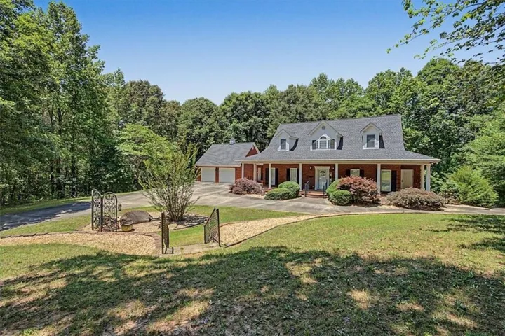 1136 Cole Lake Rd, Dallas, Georgia 30157