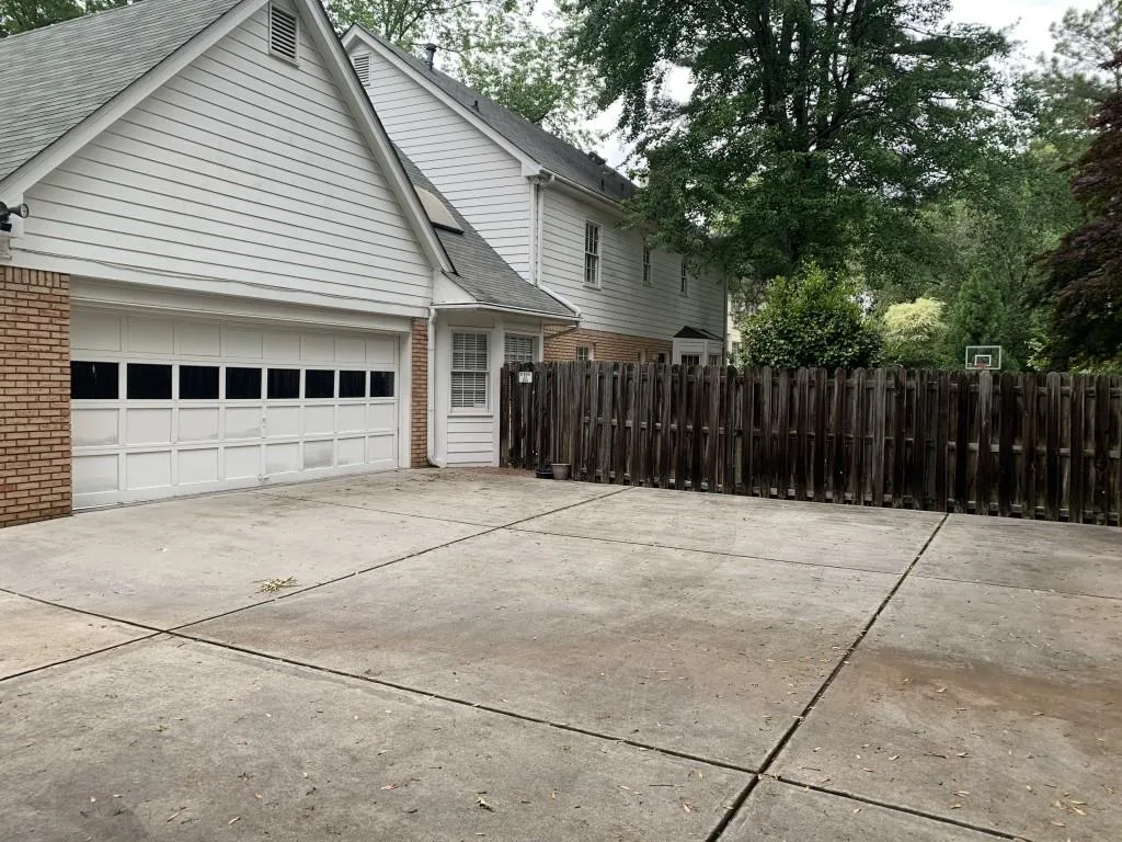 6840 Lisa Lane, Sandy Springs, Georgia 30338, 4 Bedrooms Bedrooms, ,3 BathroomsBathrooms,Residential,Sold,6840 Lisa Lane,6717499