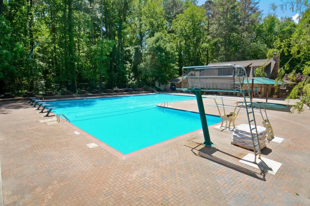 6840 Lisa Lane, Sandy Springs, Georgia 30338, 4 Bedrooms Bedrooms, ,3 BathroomsBathrooms,Residential,Sold,6840 Lisa Lane,6717499