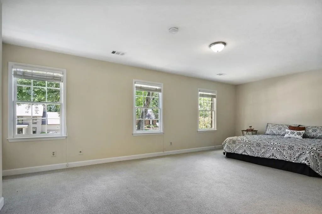 6840 Lisa Lane, Sandy Springs, Georgia 30338, 4 Bedrooms Bedrooms, ,3 BathroomsBathrooms,Residential,Sold,6840 Lisa Lane,6717499