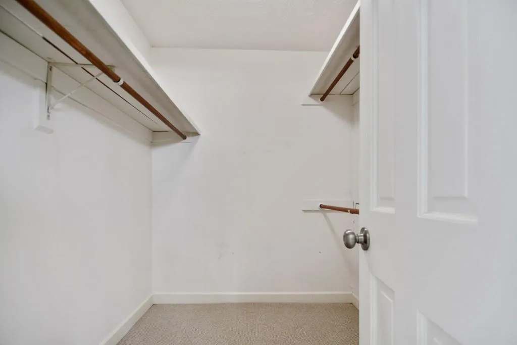 6840 Lisa Lane, Sandy Springs, Georgia 30338, 4 Bedrooms Bedrooms, ,3 BathroomsBathrooms,Residential,Sold,6840 Lisa Lane,6717499