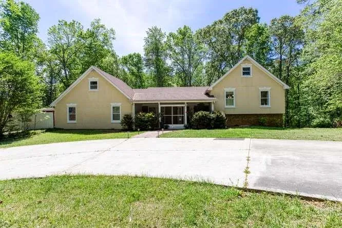 4854 Ivey Lane, Douglasville, Georgia 30135