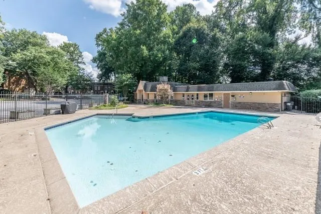 225 Winding River Drive Unit F, Sandy Springs, Georgia 30350, 2 Bedrooms Bedrooms, ,2 BathroomsBathrooms,Residential,Sold,225 Winding River Drive Unit F,6762924