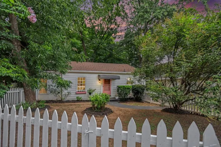 702 Glenwood Avenue Se, Atlanta, Georgia 30312
