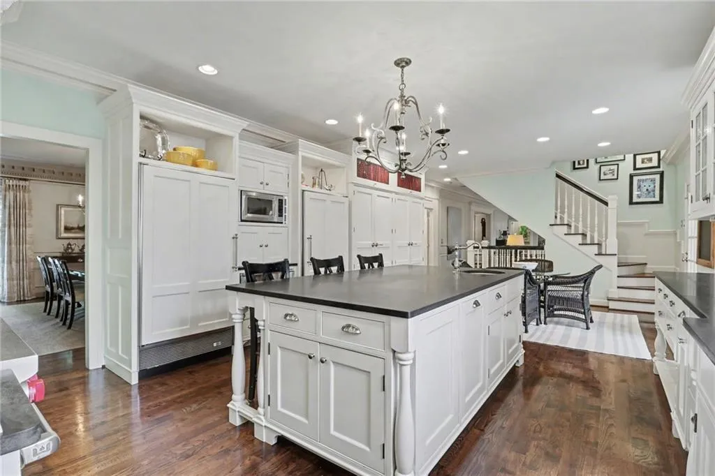 115 Churchill Drive, Atlanta, Georgia 30350, 5 Bedrooms Bedrooms, ,5 BathroomsBathrooms,Residential,For Sale,115 Churchill Drive,7748725