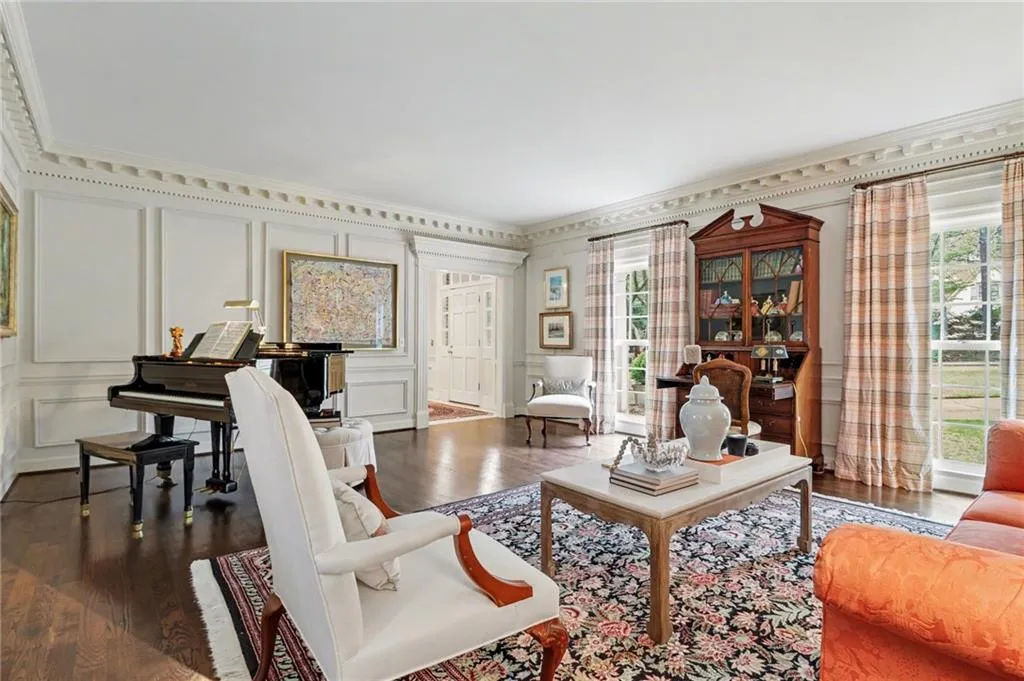 115 Churchill Drive, Atlanta, Georgia 30350, 5 Bedrooms Bedrooms, ,5 BathroomsBathrooms,Residential,For Sale,115 Churchill Drive,7748725