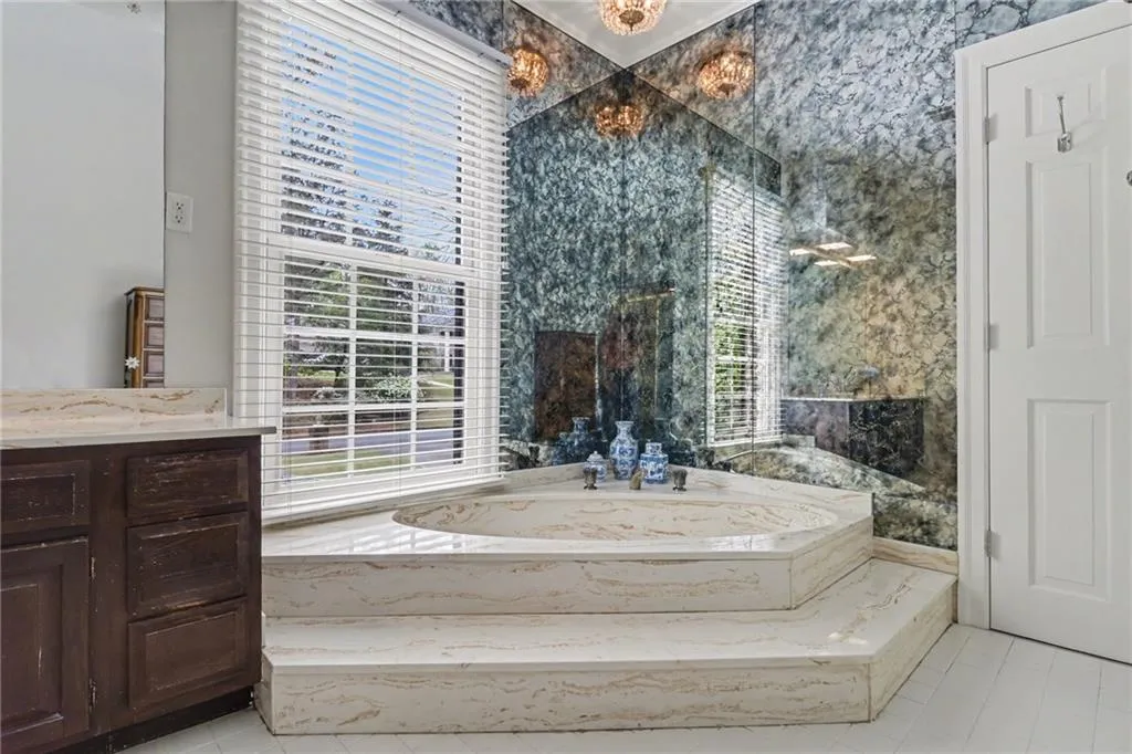 115 Churchill Drive, Atlanta, Georgia 30350, 5 Bedrooms Bedrooms, ,5 BathroomsBathrooms,Residential,For Sale,115 Churchill Drive,7748725