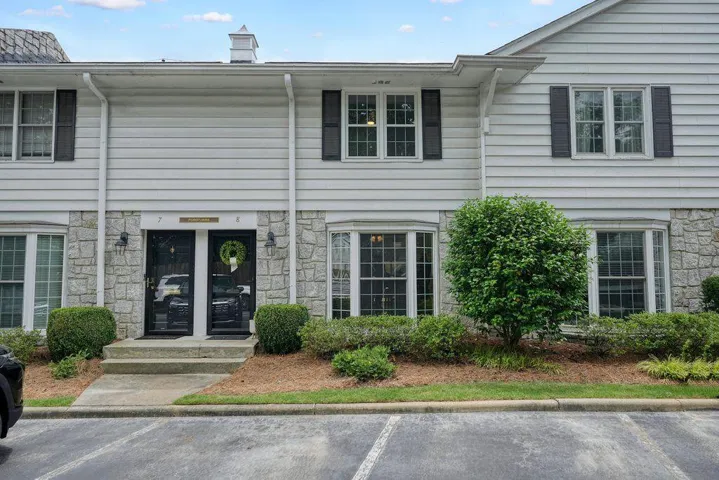 136 Peachtree Memorial Drive Nw Unit Pennsylvania 8, Atlanta, Georgia 30309