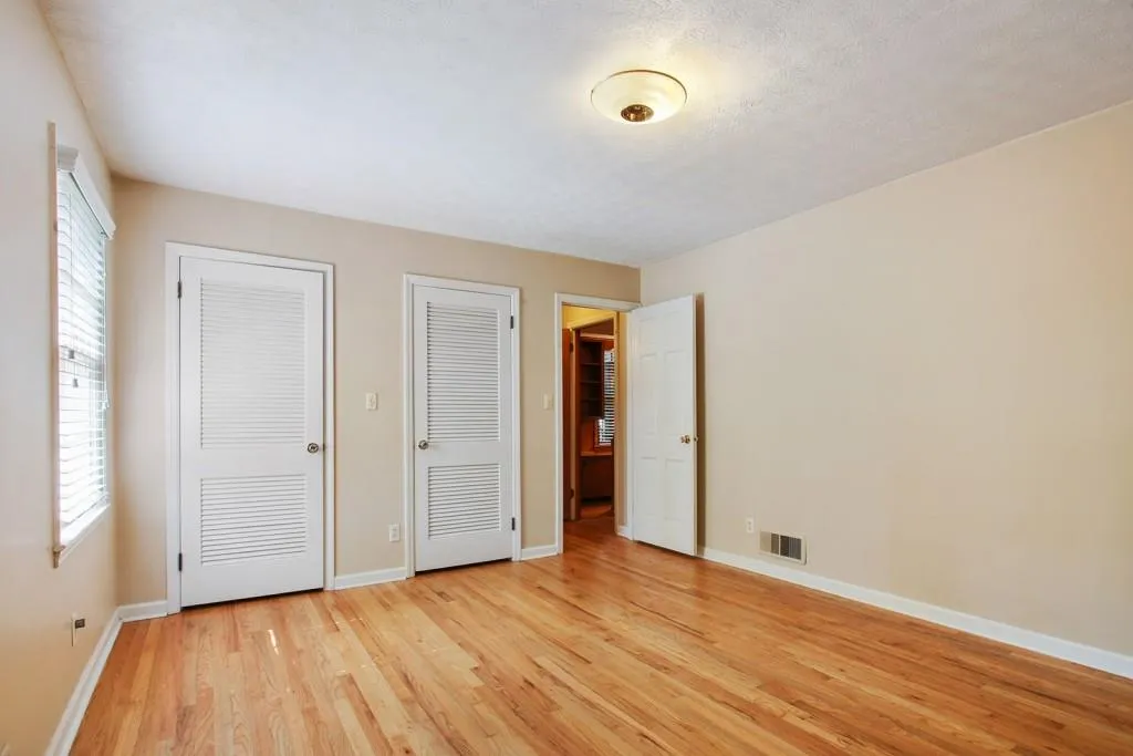 220 Glencourtney Drive, Sandy Springs, Georgia 30328, 4 Bedrooms Bedrooms, ,2 BathroomsBathrooms,Residential,Sold,220 Glencourtney Drive,5921510