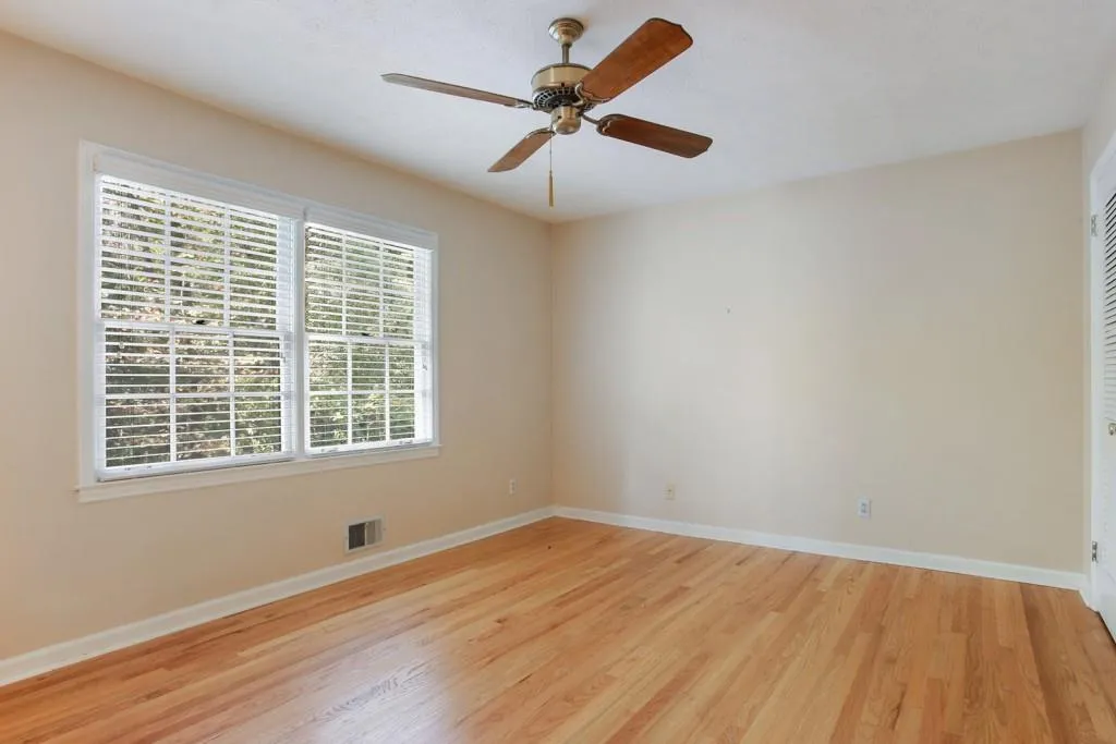 220 Glencourtney Drive, Sandy Springs, Georgia 30328, 4 Bedrooms Bedrooms, ,2 BathroomsBathrooms,Residential,Sold,220 Glencourtney Drive,5921510