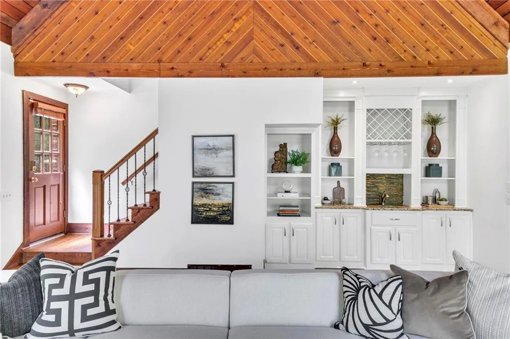 Atlanta, Georgia 30350, 5 Bedrooms Bedrooms, ,5 BathroomsBathrooms,Residential,Sold,7361532 Atlanta, Georgia 30350, 5 Bedrooms Bedrooms, ,5 BathroomsBathrooms,Residential,Sold,7361532