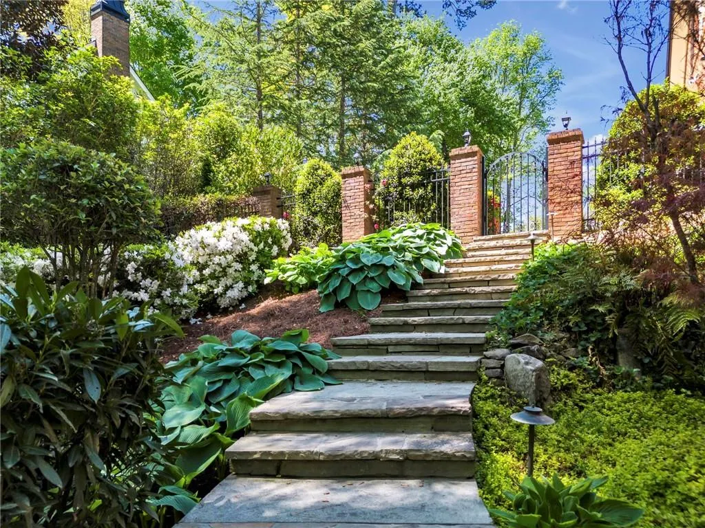 Atlanta, Georgia 30350, 5 Bedrooms Bedrooms, ,5 BathroomsBathrooms,Residential,Sold,7361532 Atlanta, Georgia 30350, 5 Bedrooms Bedrooms, ,5 BathroomsBathrooms,Residential,Sold,7361532