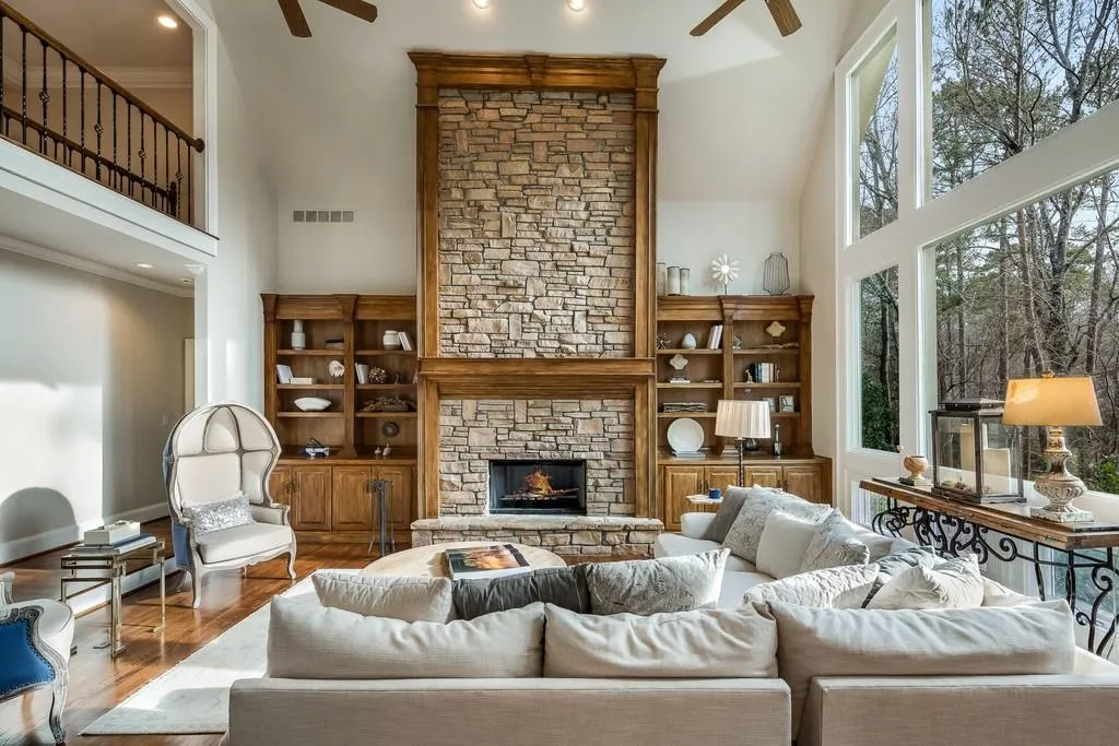 125 Grogans Landing, Sandy Springs, Georgia 30350, 5 Bedrooms Bedrooms, ,5 BathroomsBathrooms,Residential,Sold,125 Grogans Landing,6671532