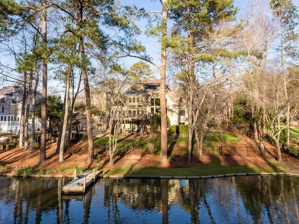 125 Grogans Landing, Sandy Springs, Georgia 30350, 5 Bedrooms Bedrooms, ,5 BathroomsBathrooms,Residential,Sold,125 Grogans Landing,6671532