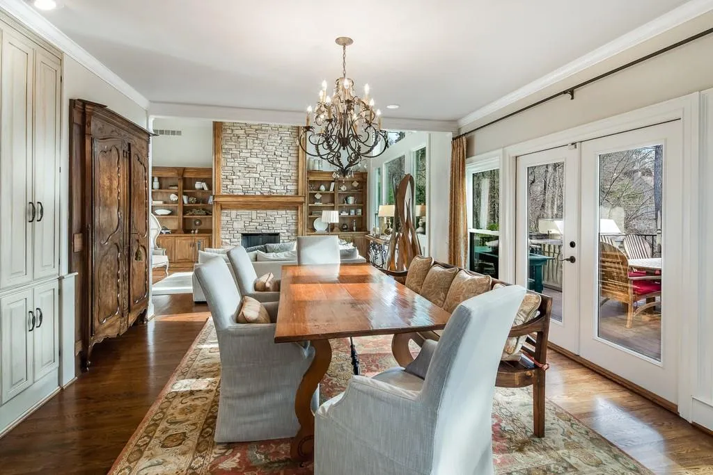 125 Grogans Landing, Sandy Springs, Georgia 30350, 5 Bedrooms Bedrooms, ,5 BathroomsBathrooms,Residential,Sold,125 Grogans Landing,6671532