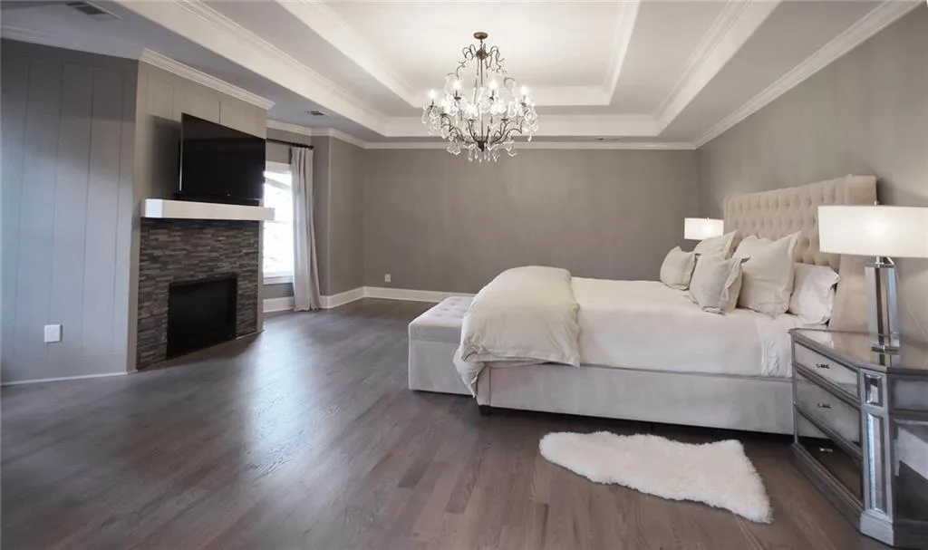 780 Starlight Drive, Atlanta, Georgia 30342, 6 Bedrooms Bedrooms, ,6 BathroomsBathrooms,Residential,Sold,780 Starlight Drive,6545678