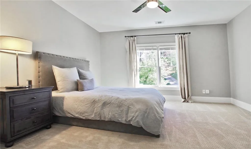 780 Starlight Drive, Atlanta, Georgia 30342, 6 Bedrooms Bedrooms, ,6 BathroomsBathrooms,Residential,Sold,780 Starlight Drive,6545678