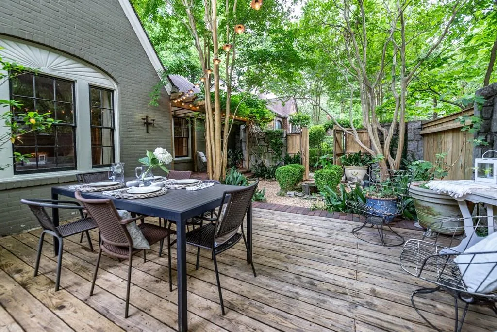 749 Martina Drive Ne, Atlanta, Georgia 30305, 2 Bedrooms Bedrooms, ,2 BathroomsBathrooms,Residential,Sold,749 Martina Drive Ne,6017234