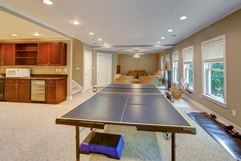265 Landfall Road, Atlanta, Georgia 30328, 5 Bedrooms Bedrooms, ,4 BathroomsBathrooms,Residential,Sold,265 Landfall Road,5736095