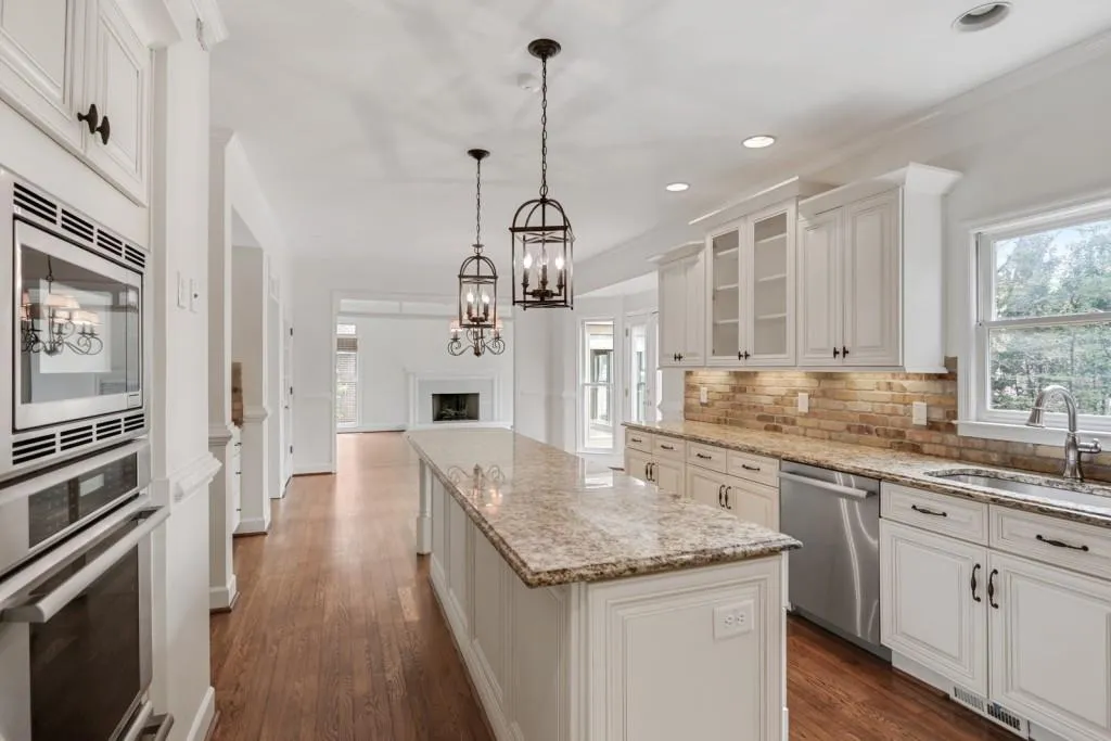 105 Barnard Place, Atlanta, Georgia 30328, 5 Bedrooms Bedrooms, ,4 BathroomsBathrooms,Residential,Sold,105 Barnard Place,6863054