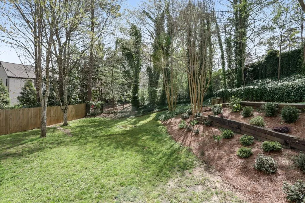 105 Barnard Place, Atlanta, Georgia 30328, 5 Bedrooms Bedrooms, ,4 BathroomsBathrooms,Residential,Sold,105 Barnard Place,6863054