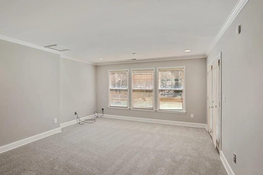105 Barnard Place, Atlanta, Georgia 30328, 5 Bedrooms Bedrooms, ,4 BathroomsBathrooms,Residential,Sold,105 Barnard Place,6863054