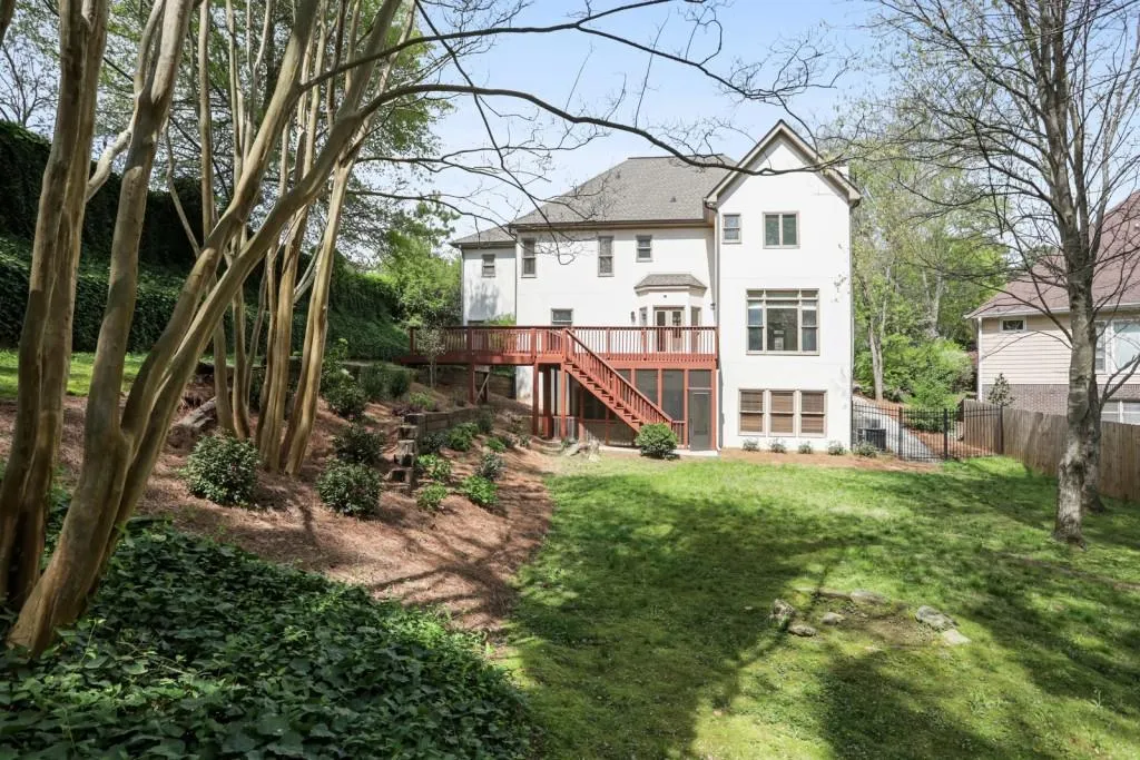 105 Barnard Place, Atlanta, Georgia 30328, 5 Bedrooms Bedrooms, ,4 BathroomsBathrooms,Residential,Sold,105 Barnard Place,6863054