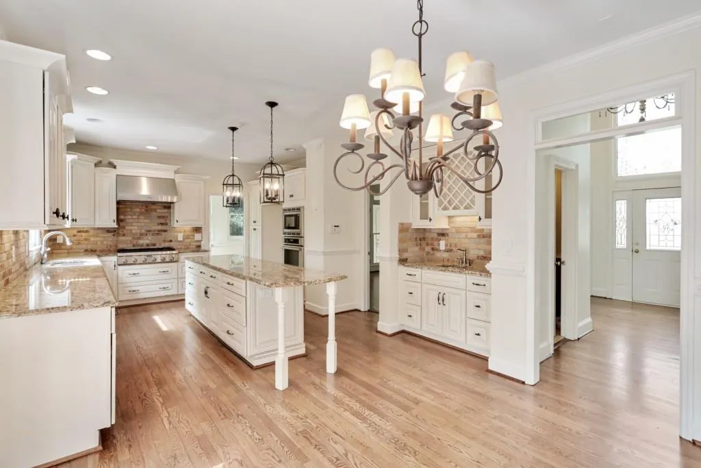 105 Barnard Place, Atlanta, Georgia 30328, 5 Bedrooms Bedrooms, ,4 BathroomsBathrooms,Residential,Sold,105 Barnard Place,6863054