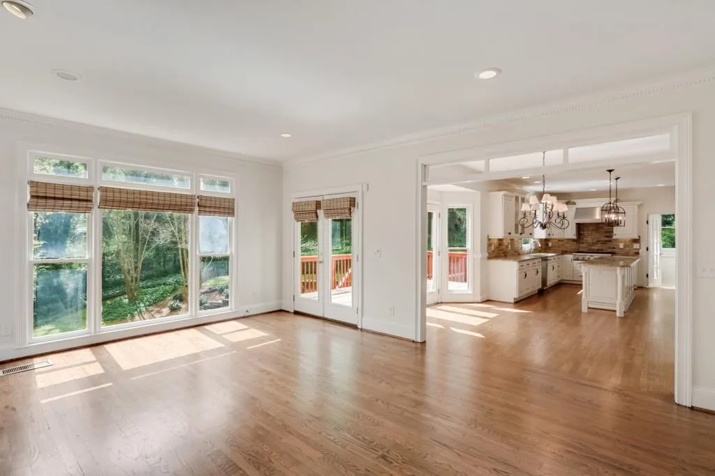 105 Barnard Place, Atlanta, Georgia 30328, 5 Bedrooms Bedrooms, ,4 BathroomsBathrooms,Residential,Sold,105 Barnard Place,6863054