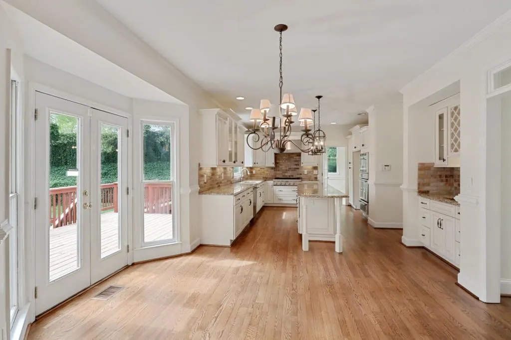 105 Barnard Place, Atlanta, Georgia 30328, 5 Bedrooms Bedrooms, ,4 BathroomsBathrooms,Residential,Sold,105 Barnard Place,6863054