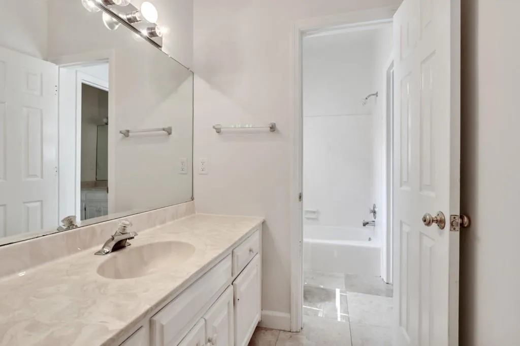 105 Barnard Place, Atlanta, Georgia 30328, 5 Bedrooms Bedrooms, ,4 BathroomsBathrooms,Residential,Sold,105 Barnard Place,6863054