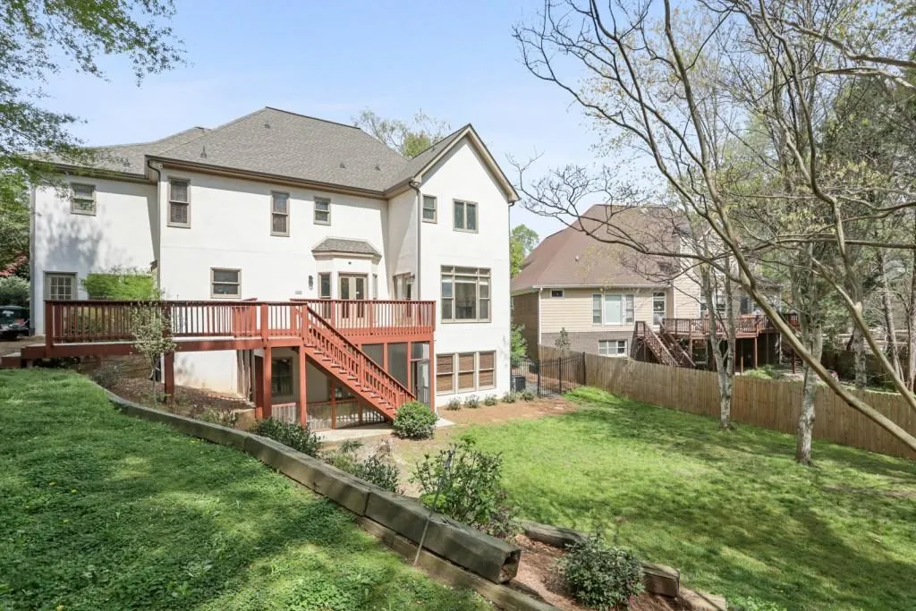 105 Barnard Place, Atlanta, Georgia 30328, 5 Bedrooms Bedrooms, ,4 BathroomsBathrooms,Residential,Sold,105 Barnard Place,6863054