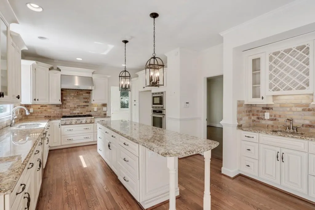 105 Barnard Place, Atlanta, Georgia 30328, 5 Bedrooms Bedrooms, ,4 BathroomsBathrooms,Residential,Sold,105 Barnard Place,6863054