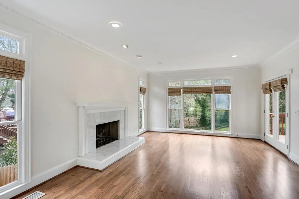 105 Barnard Place, Atlanta, Georgia 30328, 5 Bedrooms Bedrooms, ,4 BathroomsBathrooms,Residential,Sold,105 Barnard Place,6863054