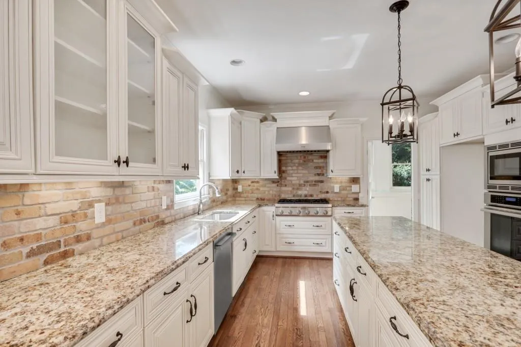 105 Barnard Place, Atlanta, Georgia 30328, 5 Bedrooms Bedrooms, ,4 BathroomsBathrooms,Residential,Sold,105 Barnard Place,6863054