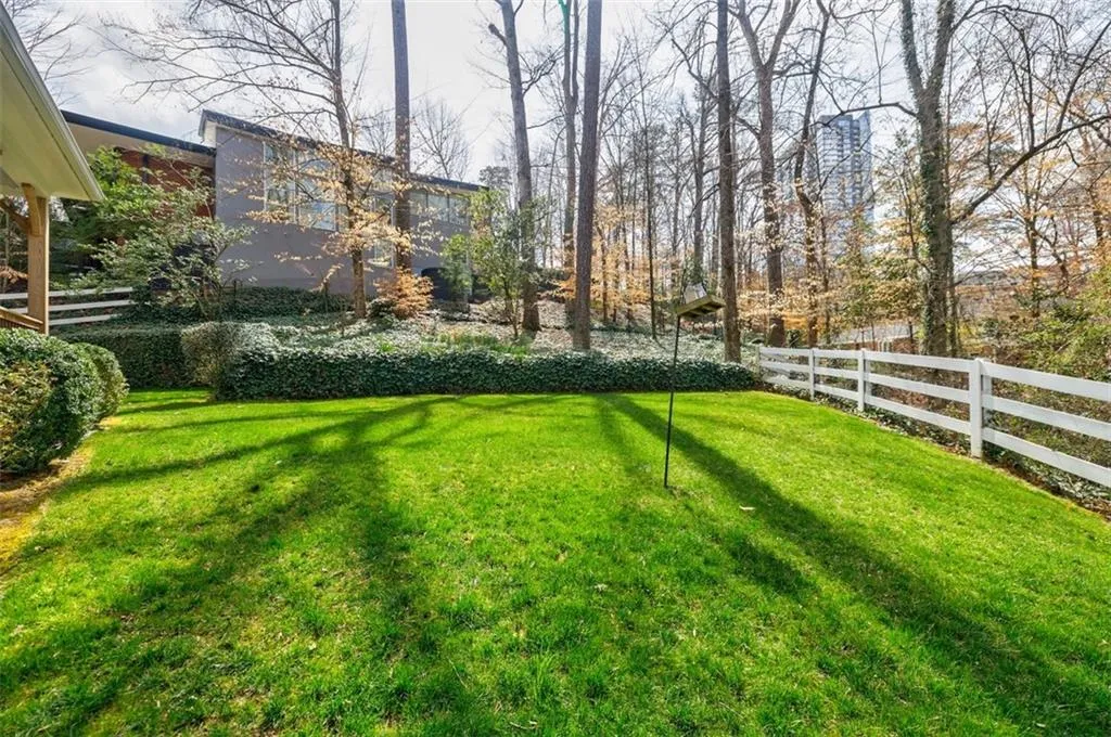3790 Narmore Drive Ne, Atlanta, Georgia 30319, 6 Bedrooms Bedrooms, ,5 BathroomsBathrooms,Residential,For Sale,3790 Narmore Drive Ne,7544178