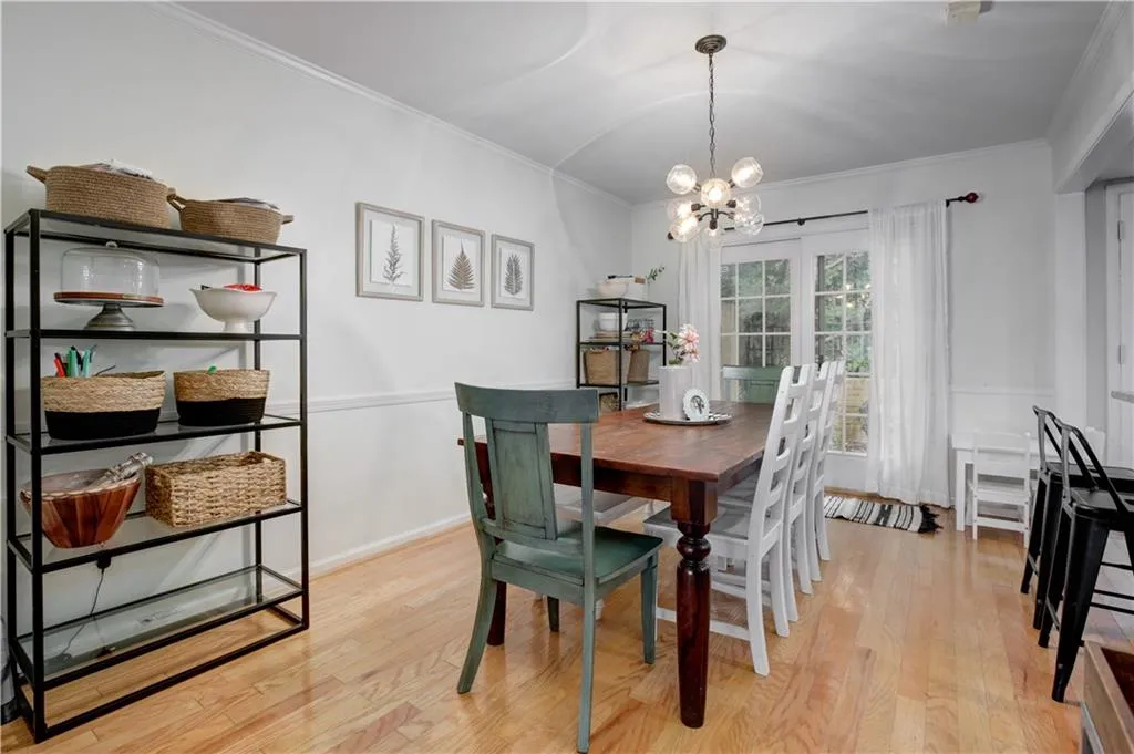 5400 Roswell Road Unit J4, Sandy Springs, Georgia 30342, 3 Bedrooms Bedrooms, ,2 BathroomsBathrooms,Residential,Sold,5400 Roswell Road Unit J4,7232218