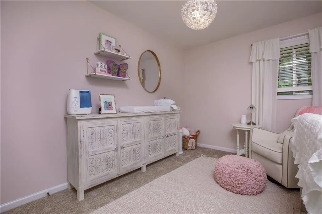 5400 Roswell Road Unit J4, Sandy Springs, Georgia 30342, 3 Bedrooms Bedrooms, ,2 BathroomsBathrooms,Residential,Sold,5400 Roswell Road Unit J4,7232218