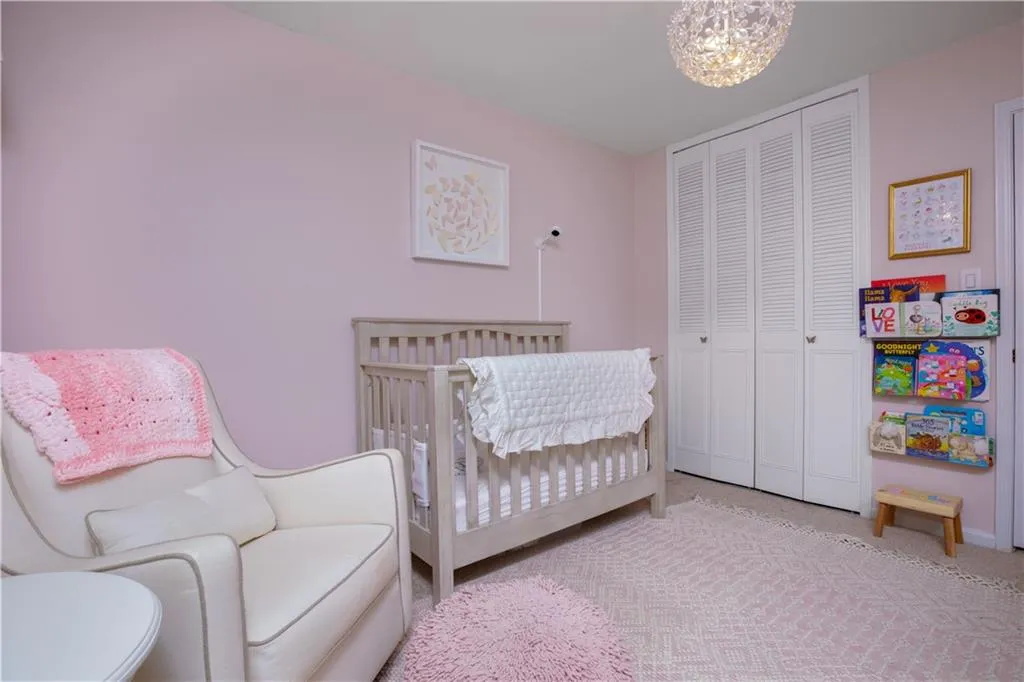 5400 Roswell Road Unit J4, Sandy Springs, Georgia 30342, 3 Bedrooms Bedrooms, ,2 BathroomsBathrooms,Residential,Sold,5400 Roswell Road Unit J4,7232218