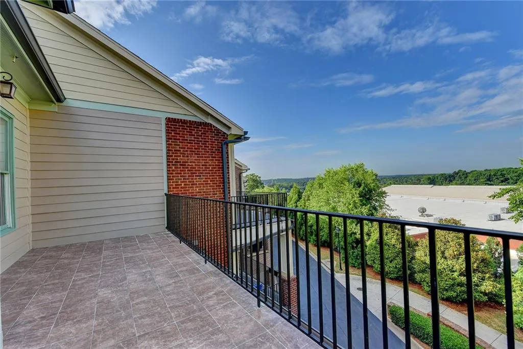 6033 City Walk Lane, Atlanta, Georgia 30328, 3 Bedrooms Bedrooms, ,3 BathroomsBathrooms,Residential,Sold,6033 City Walk Lane,6891071