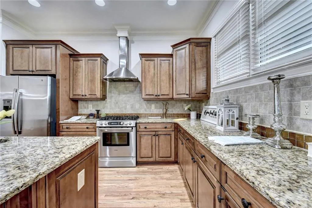 6033 City Walk Lane, Atlanta, Georgia 30328, 3 Bedrooms Bedrooms, ,3 BathroomsBathrooms,Residential,Sold,6033 City Walk Lane,6891071