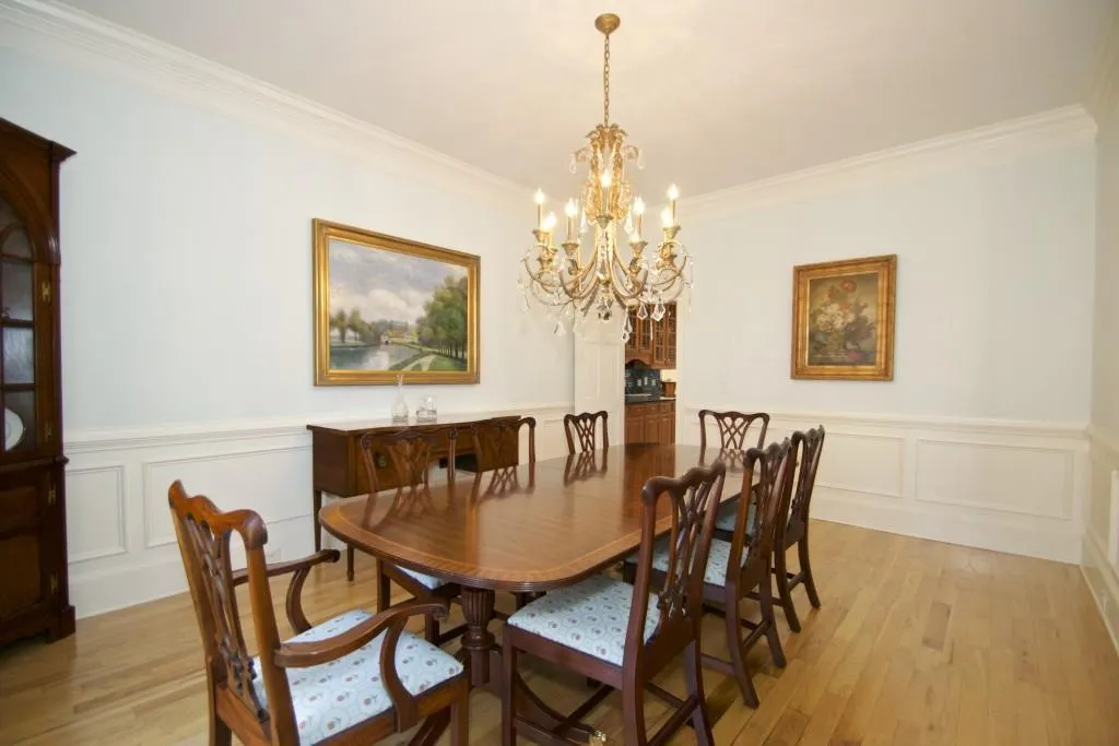 4020 Mcclatchey Circle, Atlanta, Georgia 30342, 6 Bedrooms Bedrooms, ,6 BathroomsBathrooms,Residential,Sold,4020 Mcclatchey Circle,5664535