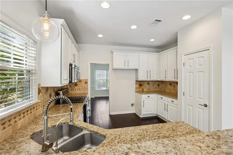 700 Orchard Court, Atlanta, Georgia 30328, 4 Bedrooms Bedrooms, ,2 BathroomsBathrooms,Residential,For Sale,700 Orchard Court,7764333