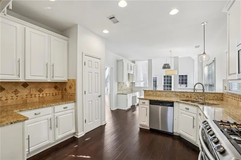 700 Orchard Court, Atlanta, Georgia 30328, 4 Bedrooms Bedrooms, ,2 BathroomsBathrooms,Residential,For Sale,700 Orchard Court,7764333