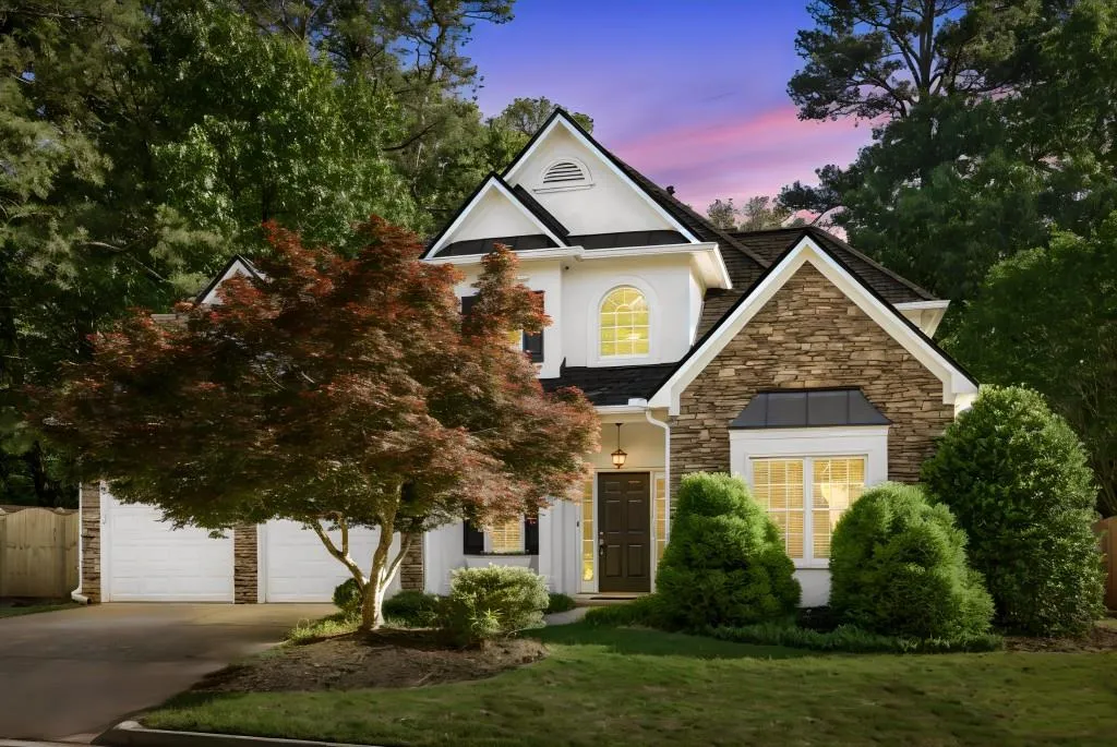 700 Orchard Court, Atlanta, Georgia 30328, 4 Bedrooms Bedrooms, ,2 BathroomsBathrooms,Residential,For Sale,700 Orchard Court,7764333