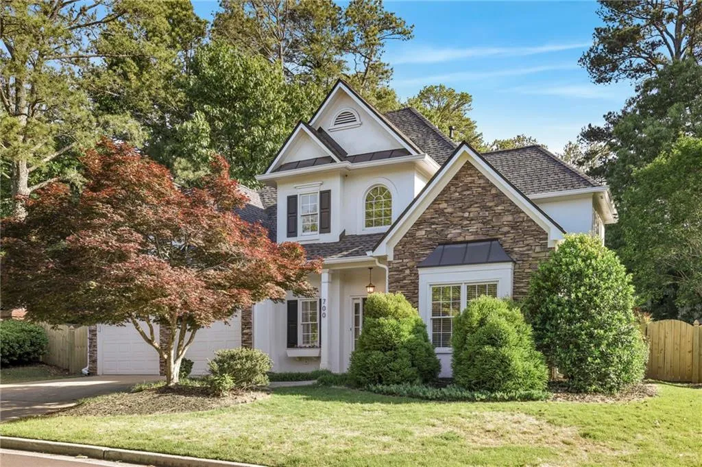 700 Orchard Court, Atlanta, Georgia 30328, 4 Bedrooms Bedrooms, ,3 BathroomsBathrooms,Residential,For Sale,700 Orchard Court,7764333