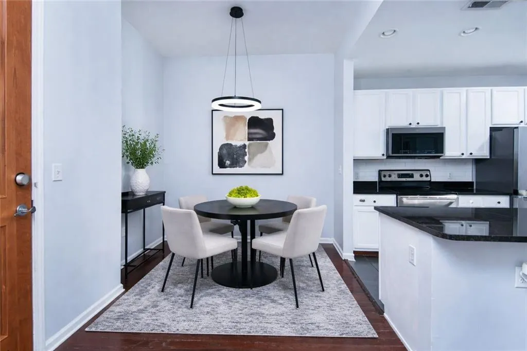 3040 Peachtree Road Unit 1501, Atlanta, Georgia 30305, 1 Bedroom Bedrooms, 0 ,1 BathroomBathrooms,Residential,For Sale,3040 Peachtree Road Unit 1501,7694735