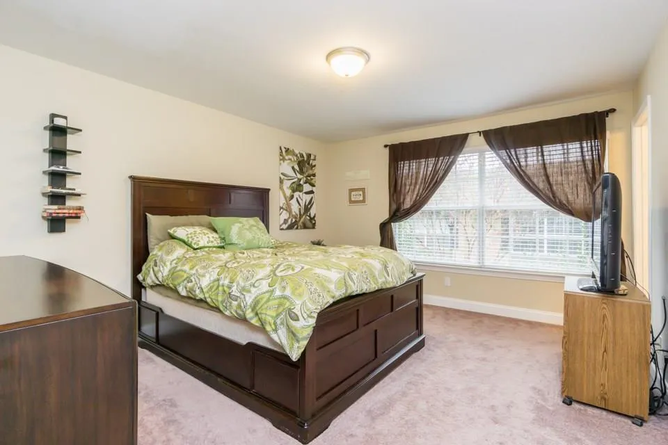 6980 Roswell Road Ne Unit O2, Atlanta, Georgia 30328, 3 Bedrooms Bedrooms, ,2 BathroomsBathrooms,Residential,Sold,6980 Roswell Road Ne Unit O2,5961287