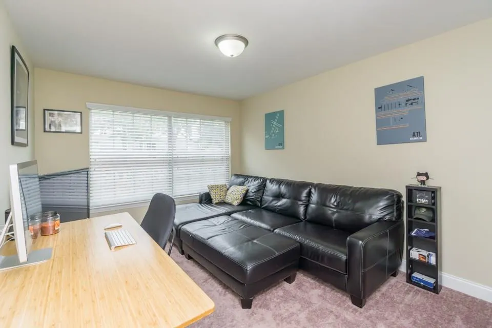 6980 Roswell Road Ne Unit O2, Atlanta, Georgia 30328, 3 Bedrooms Bedrooms, ,2 BathroomsBathrooms,Residential,Sold,6980 Roswell Road Ne Unit O2,5961287